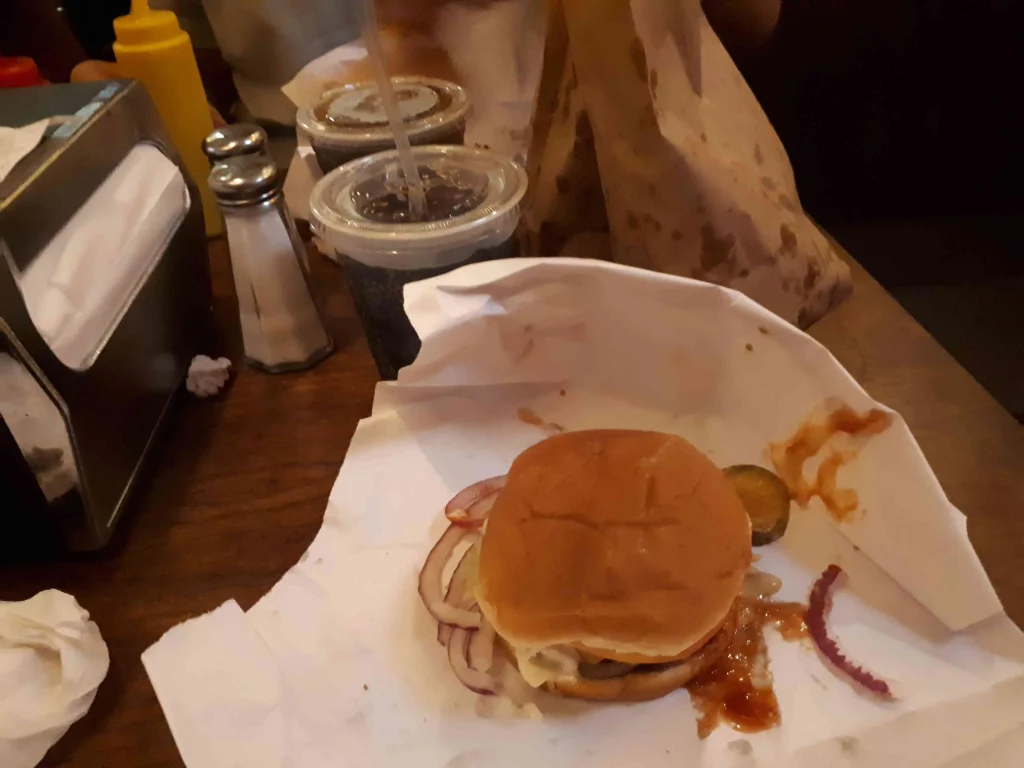 Hamburguesa con queso de burguer joint