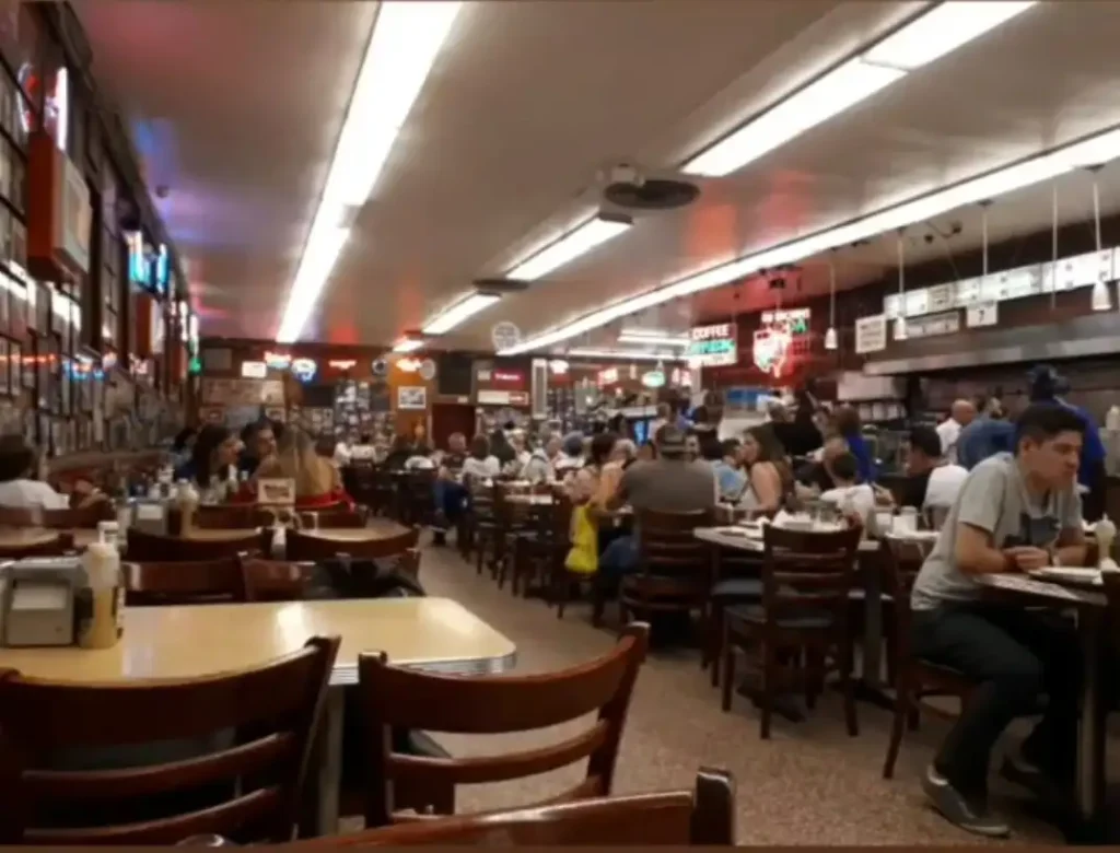 Donde comer en Nueva York: el mítico Katz Delicatessen. 