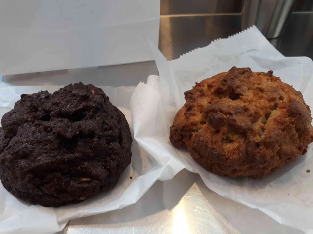 Las galletas más deliciosas de Nueva York están en Levain Bakery. 