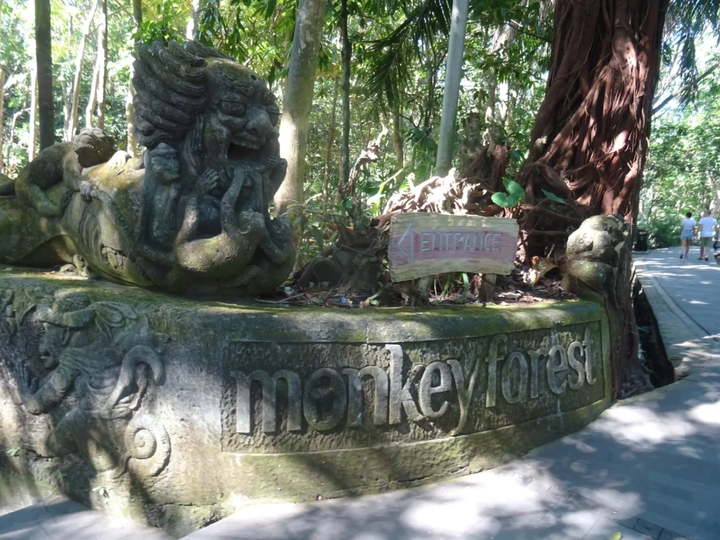Itinerario por indonesia: Entrada Monkey Forest