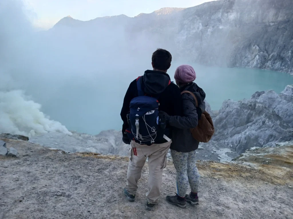 Vista de la caldera del monte Ijen