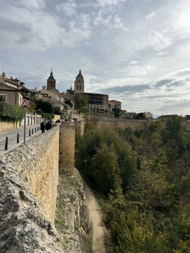 Qué ver en Segovia en un día: mirador de la muralla
