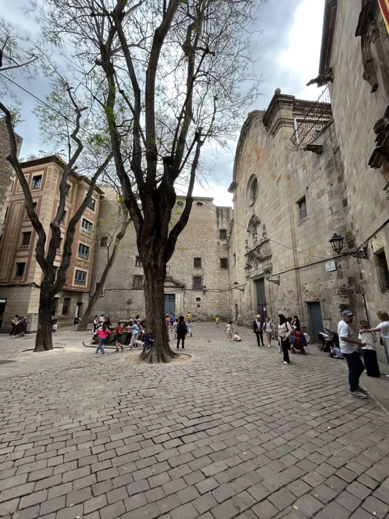 Plaza Felipe Neri