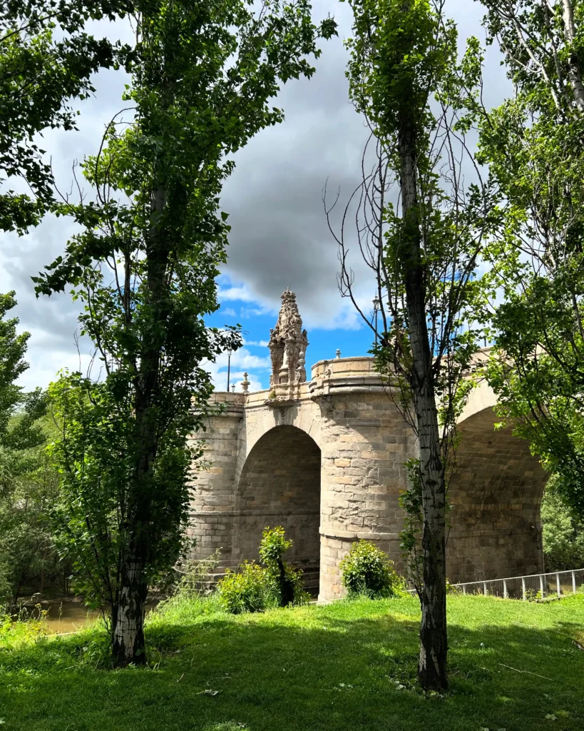 Ruta por Madrid río, puente de Toledo