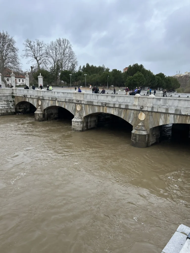 Ruta por Madrid río, puente del Rey