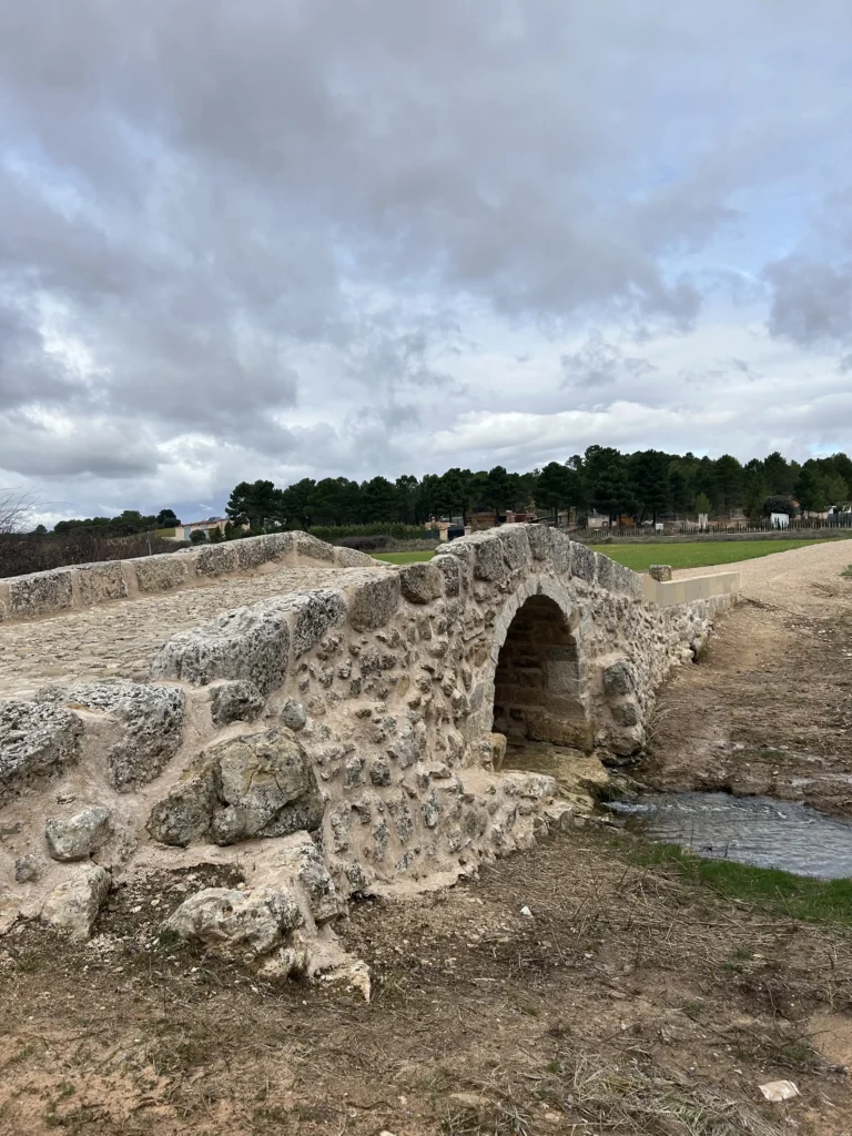 Puente romano en Fuentenava de Jábaga